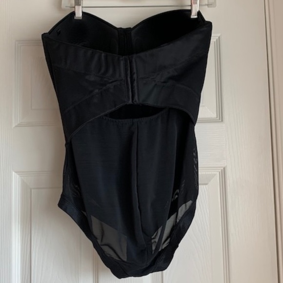Maidenform Shapewear, NEVER WORN! - Picture 5 of 9